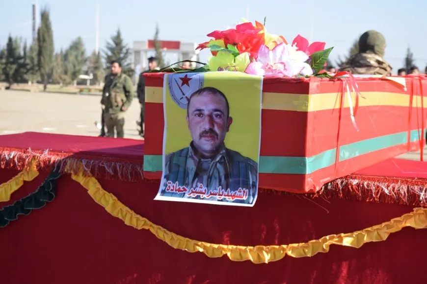 Şehîd Yasir El Hemade hat oxirkirin