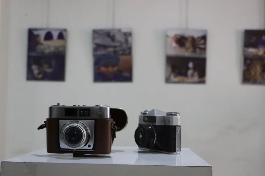 Mîhrîcana Wêneyên Fotografîk li dar dikeve