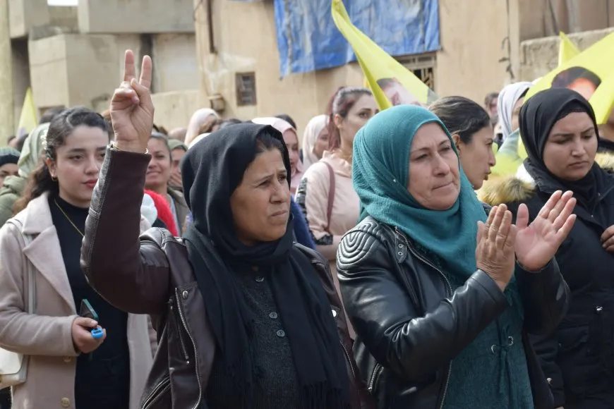 Bertekên li dijî komploya 15’ê Sibatê