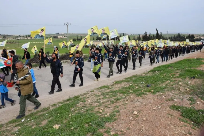 Bertekên li dijî komploya 15’ê Sibatê