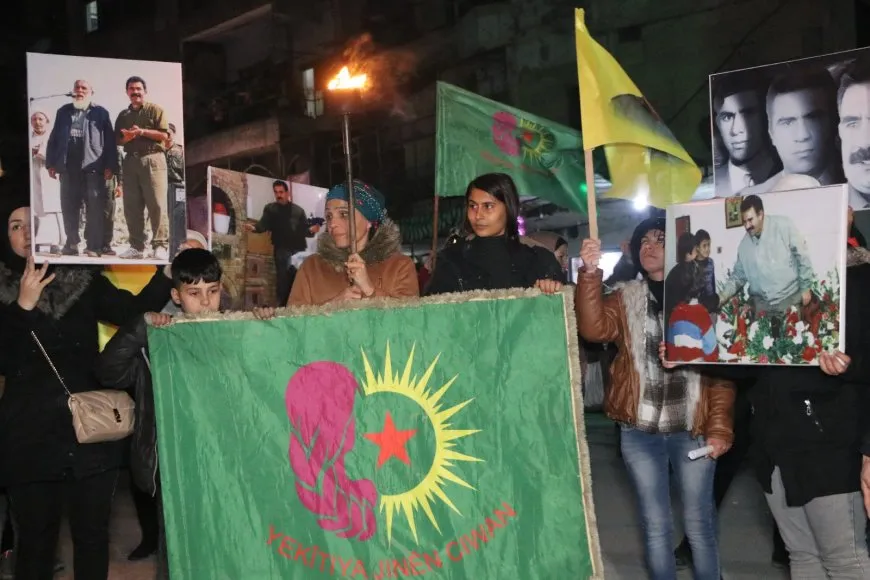 Li Helebê ji bo şermezarkirina komployê meşek hat lidarxistin