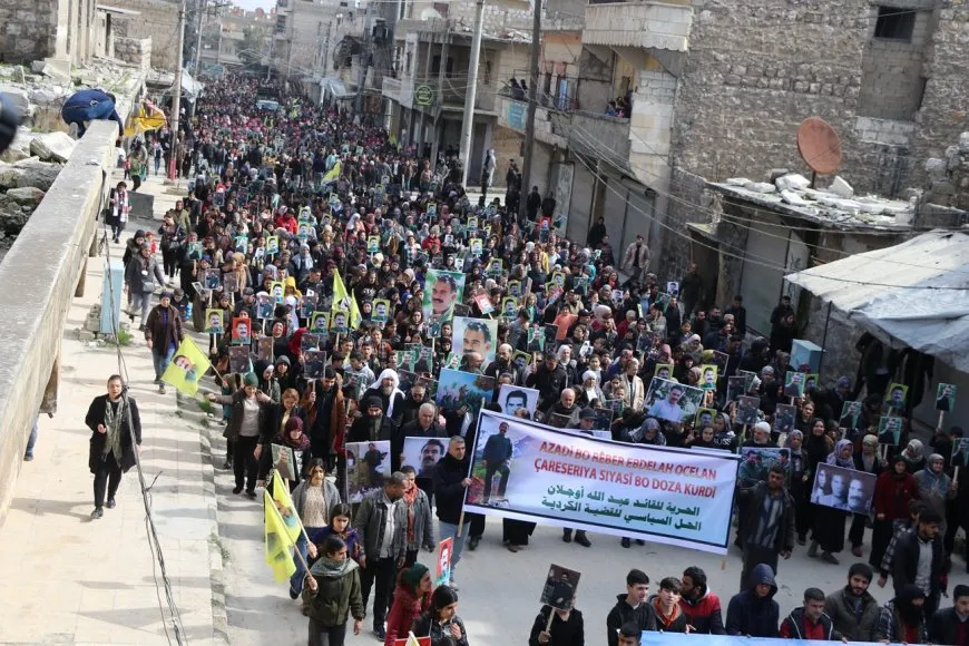 ‘Rêber Abdullah Ocalan bi felsefeya xwe dîrok afirand’