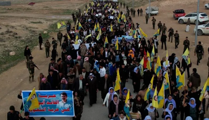 Li Şengalê civaka êzidî û ereb bi meşekê komplo şermezar kir