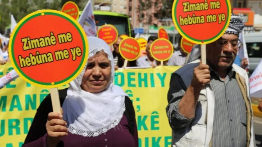 KCK: Ziman hêmanê bingehîn ê avakirina civakîbûnê ye