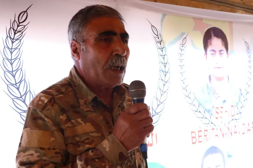 Xelkê Hesekê û Dirbêsiyê sersaxî da şehîdên YPGˊê û YPJˊê