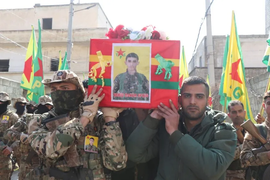 Şehîd Bakur Efrîn li Helebê hat oxirkirin