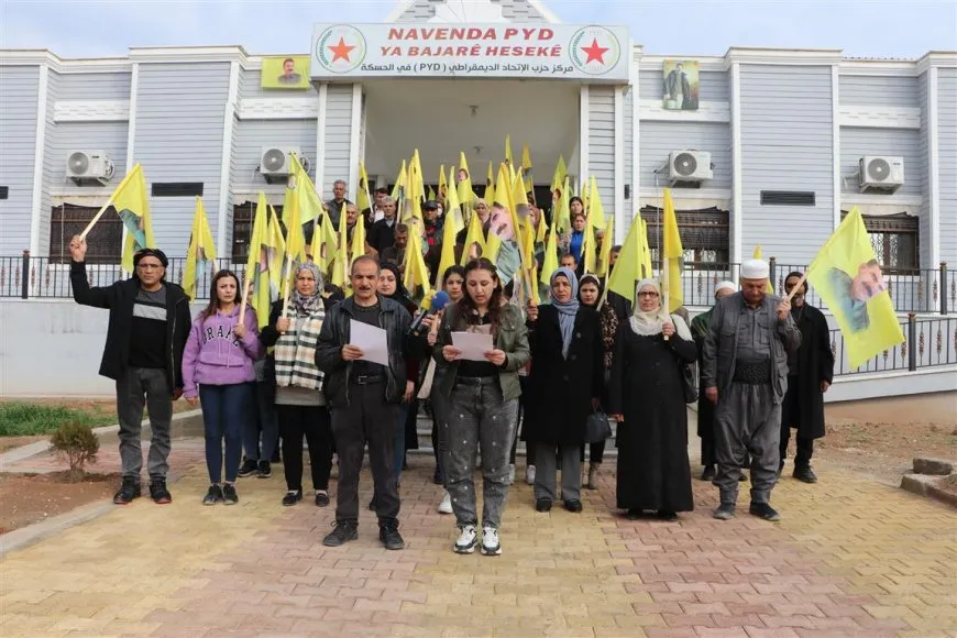 ˊJi mafên me ye, em bi Rêberê xwe re bijînˊ