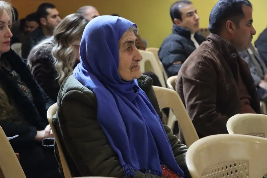 Suryanan rewşa zimanê xwe nîqaş kir
