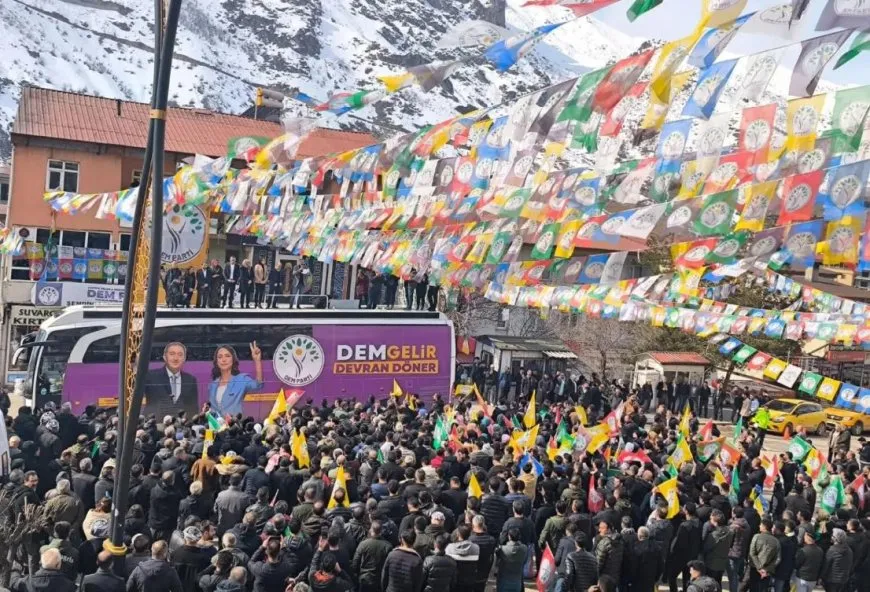 DEM Partî destpê hevdîtinên bi gel re kir
