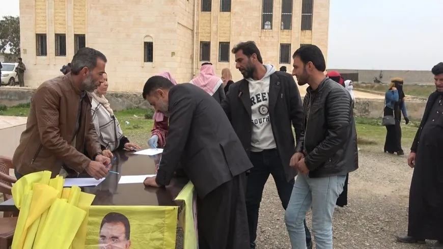 Xebatên komkirina îmzeyan bê navber li rojavayê Dêrazorê berdewam in