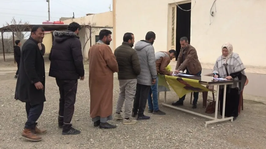 Xebatên komkirina îmzeyan bê navber li rojavayê Dêrazorê berdewam in