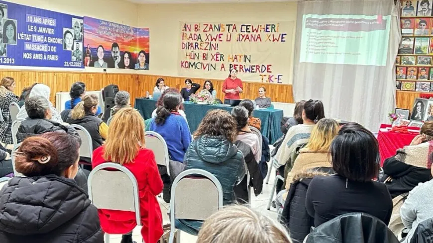 Komxebat li ser girîngiya perwerde 
