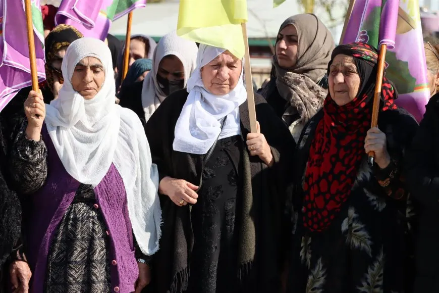 Malbatên şehîdan xwestin agahî ji Rêber Abdullah Ocalan bigirin