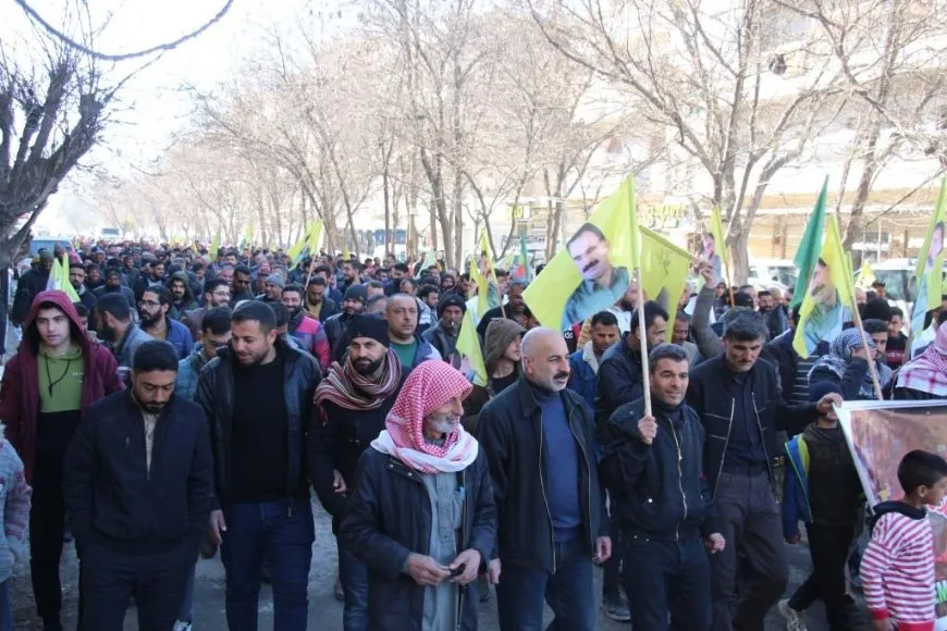 Bangewaziyên azadiya fîzîkî ya Rêber Abdullah Ocalan zêde dibin