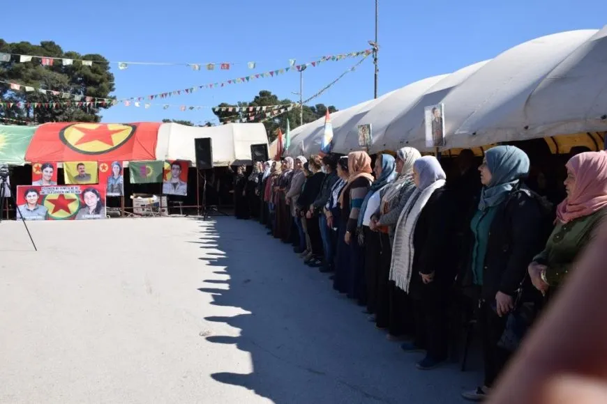 Xelkê kantona Firatê li dijî êrişan daket qadan
