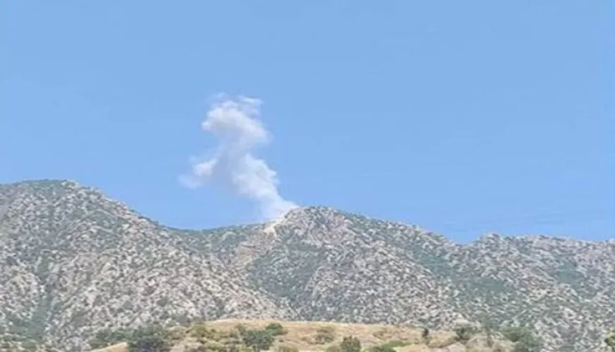 Balefirên şer çiyayê Metînayê bombebaran kirin