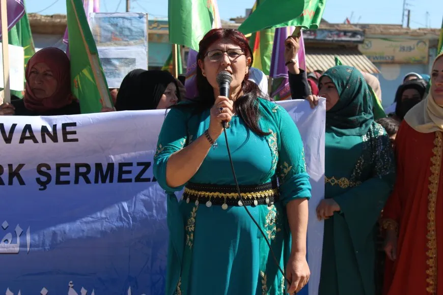 Şêniyên Çilaxa ji bo 8`ê Adarê meşiyan