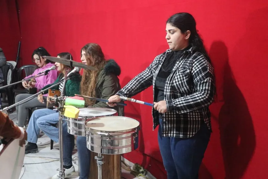 Hîlala Zêrîn û Navenda Cemîl Horo amadekariyên 8ˊê Adarê dikin