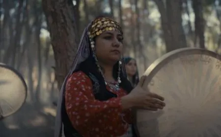 Fîlmê ‘Stranên Keziya Sor’ sibê tê nîşandan
