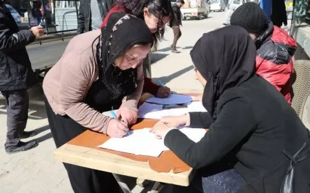 Şêniyên îmze dan: Canê me fedayî Rêbertî ye