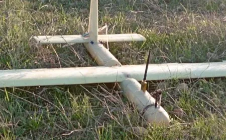  Cebhet El Ekrad droneke xwekuj li Minbicê xist xwarê