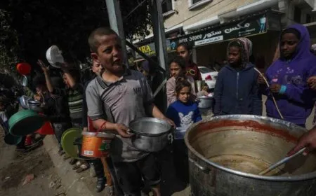 23 kesan li Xezayê ji ber birçîbûn û tîbûnê jiyana xwe ji dest da