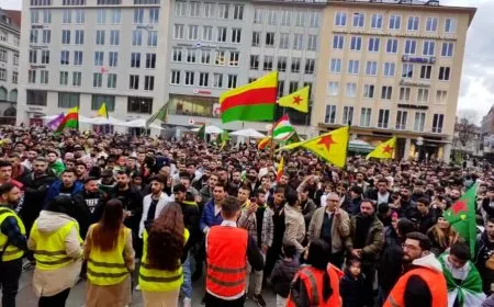 Li Munchenê dirûşma 'Bijî Serok Apo' bilind bû