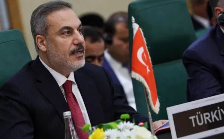 Wezîrê dewleta Tirk dîsa gef li YNK’ê xwar