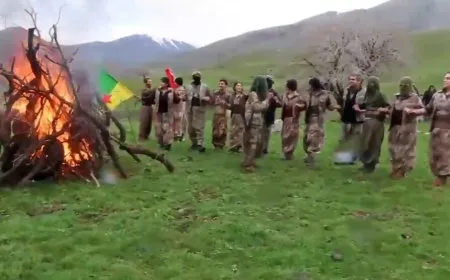 Ji gerîlayen azadiyê govend Newrozê