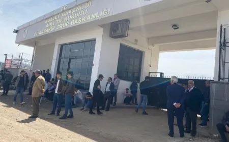 Li gundê Çirmiq ê Sûrê wezîfedarê DEM Partiyê hat qetilkirin