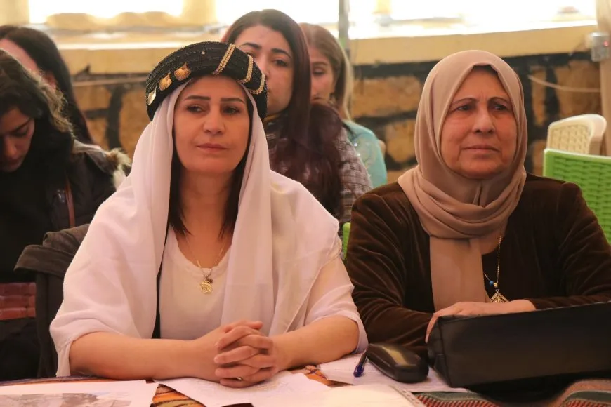 Li Helebê panela siyaseta dijî jinan û 8’ê Adarê 