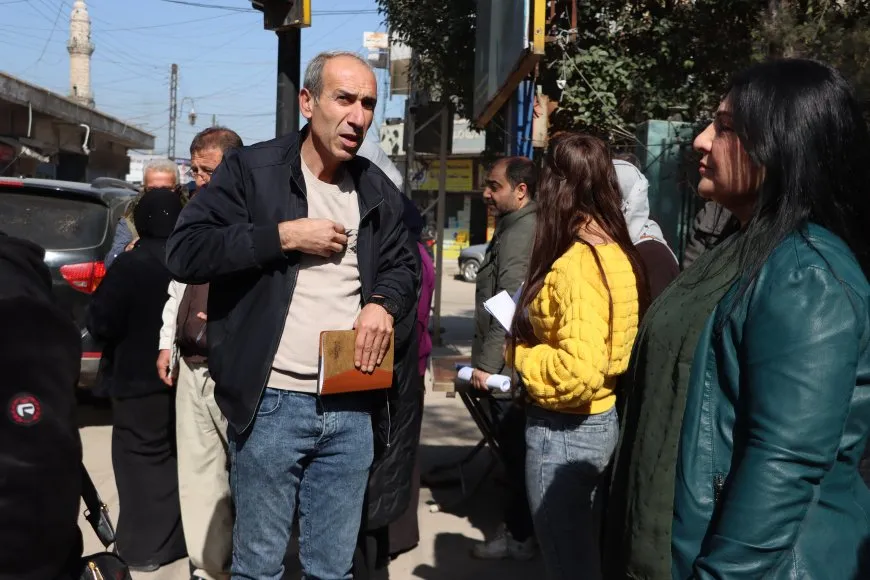 Şêniyên îmze dan: Canê me fedayî Rêbertî ye
