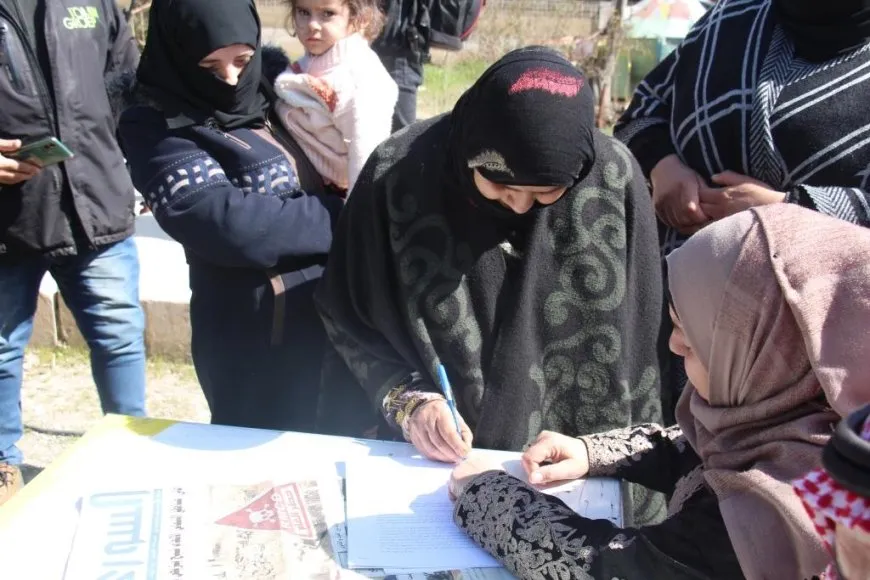 Şêniyên Minbicê bi biryardarî îmze dikin