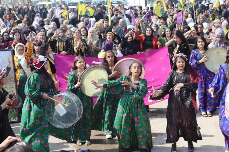 Di çalakiyên 8`ê Adarê de banga mezinkirina têkoşînê hate kirin