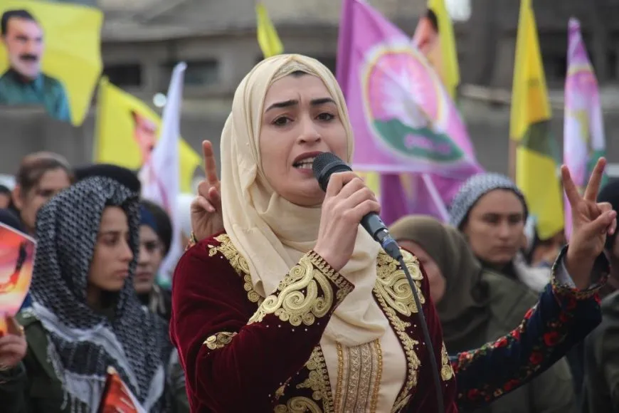 Di çalakiyên 8`ê Adarê de banga mezinkirina têkoşînê hate kirin