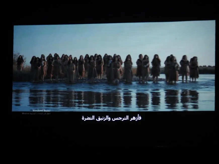 Fîlmê ‘Stranên Keziya Sor’ li Qamişloyê hat pêşandan