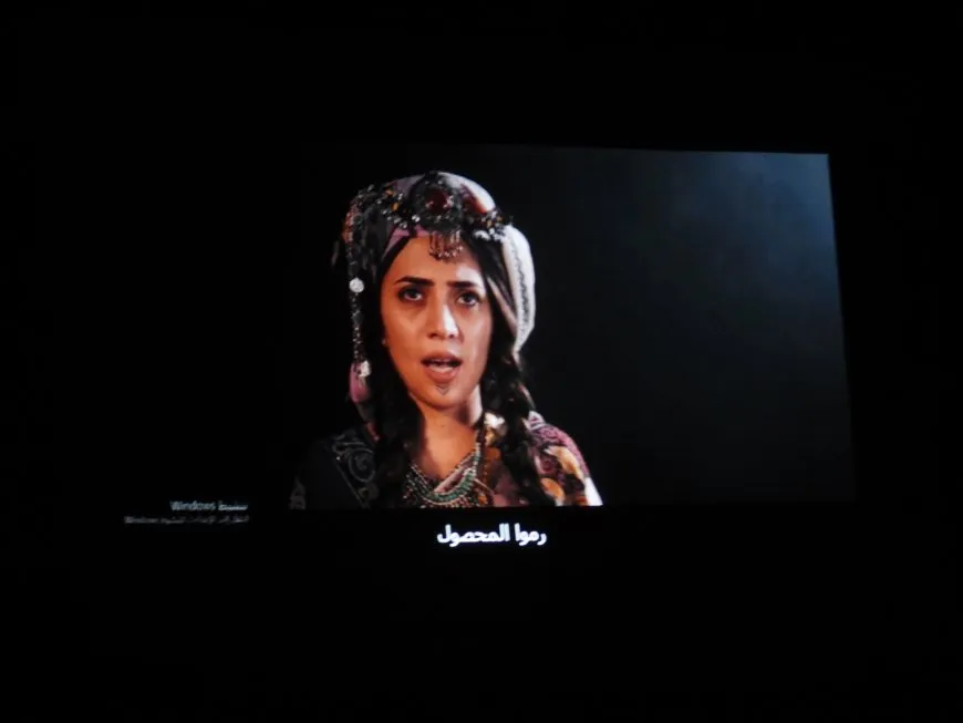 Fîlmê ‘Stranên Keziya Sor’ li Qamişloyê hat pêşandan
