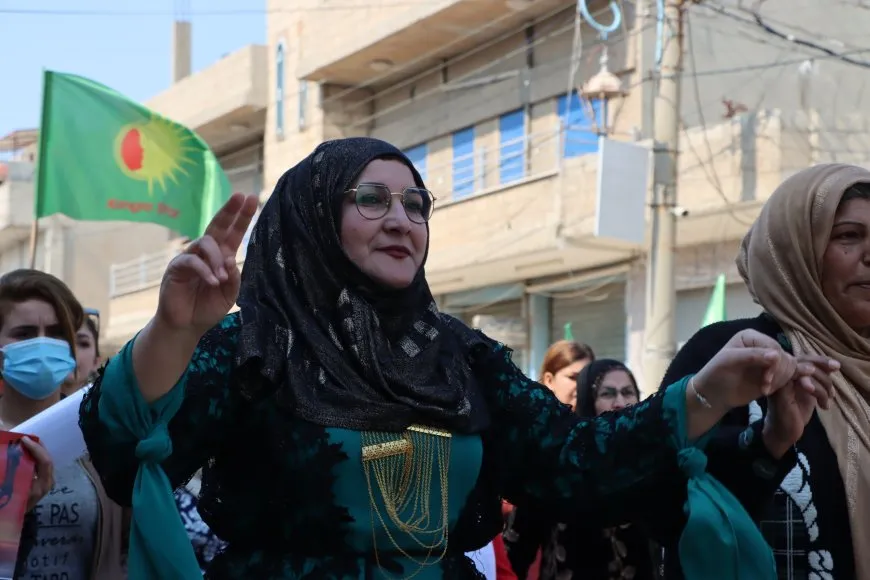 Meşa 8’ê Adarê ya li Amûdê: Birêxistinbûna jinan bersiva êrişên dagirkeriyê ye