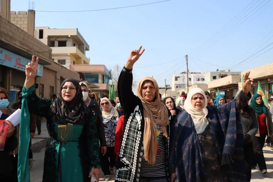 Meşa 8’ê Adarê ya li Amûdê: Birêxistinbûna jinan bersiva êrişên dagirkeriyê ye