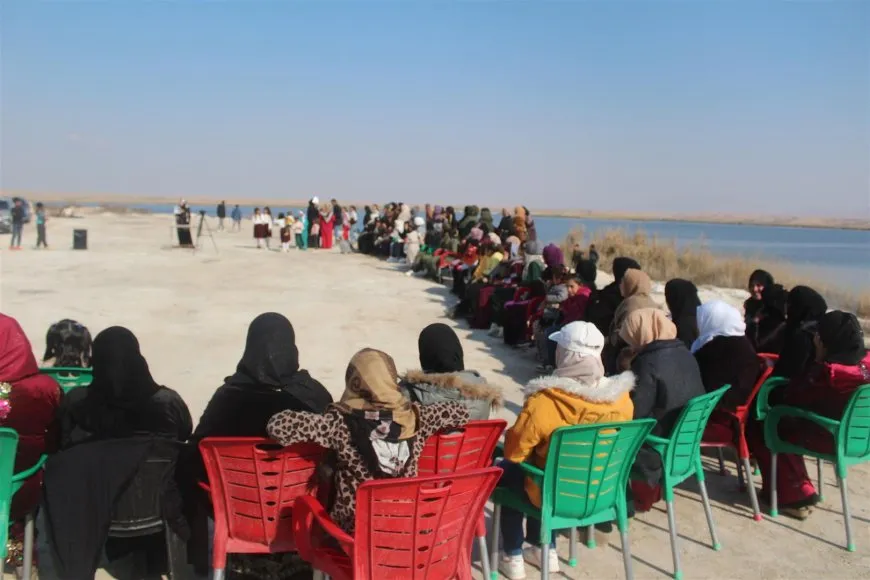 Şêniyên navçeya Holê 8ˊê Adarê pîroz kir