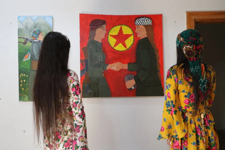 Bi boneya 8`ê Adarê şahî û pêşangeh li dar ketin
