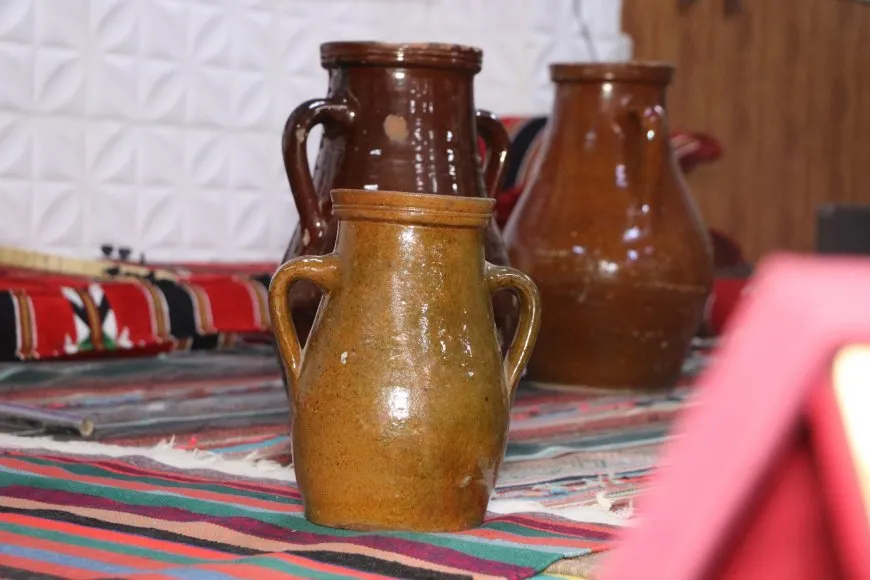 Bi boneya 8'ê Adarê li Helebê şevbuhêrkek li dar ket