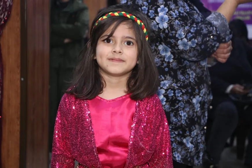 Bi boneya 8'ê Adarê li Helebê şevbuhêrkek li dar ket