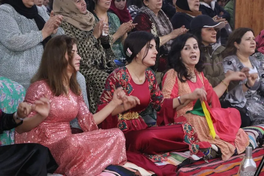 Bi boneya 8'ê Adarê li Helebê şevbuhêrkek li dar ket