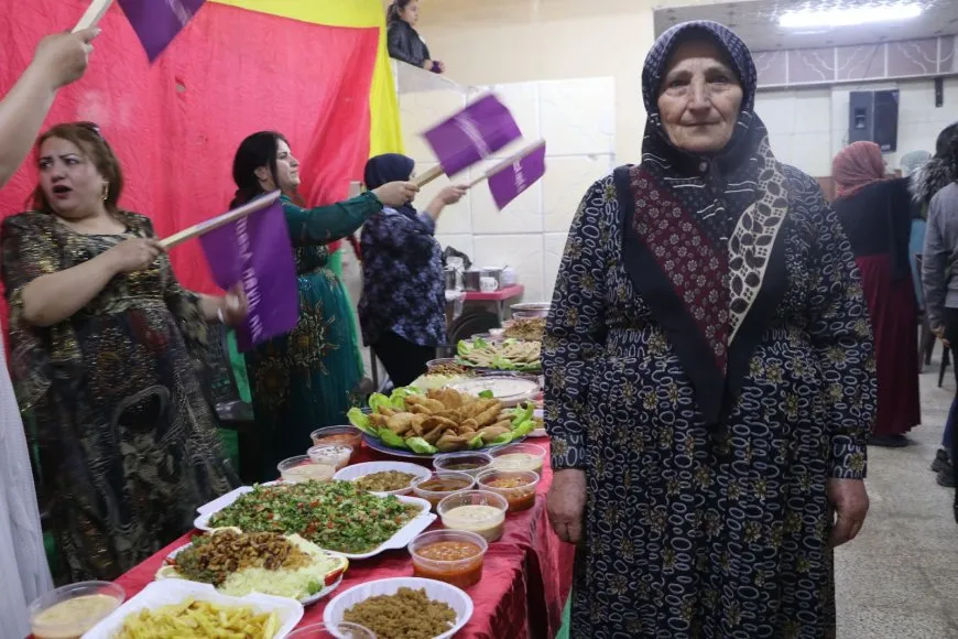 Bi boneya 8'ê Adarê li Helebê şevbuhêrkek li dar ket