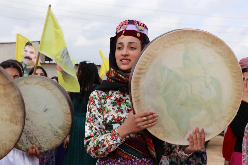 Li Şehbayê bi boneya 8ˊê Adarê meşek hat lidarxistin