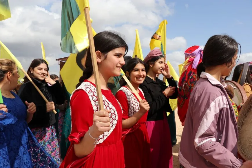 Li Şehbayê bi boneya 8ˊê Adarê meşek hat lidarxistin