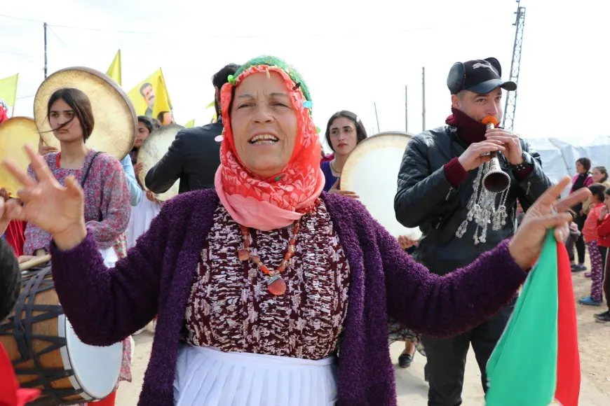 Li Şehbayê bi boneya 8ˊê Adarê meşek hat lidarxistin