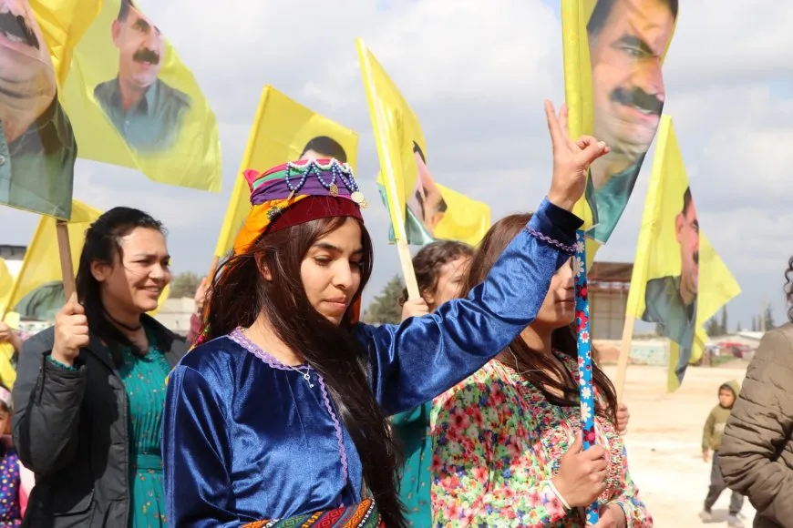 Li Şehbayê bi boneya 8ˊê Adarê meşek hat lidarxistin