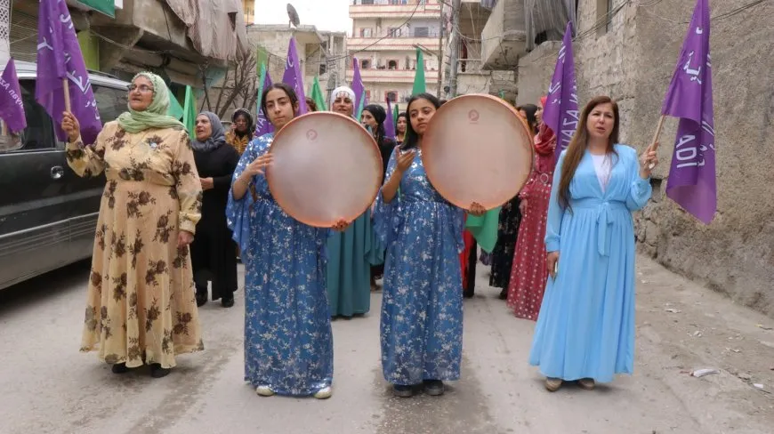 Bi boneya 8'ê Adarê rêzeçalakî hatin lidarxistin